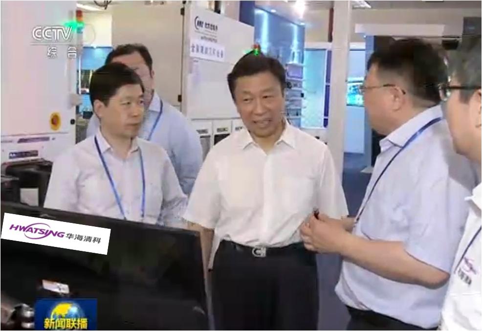 叶甜春总师向国家副主席李源潮先容AG真人的CMP装备